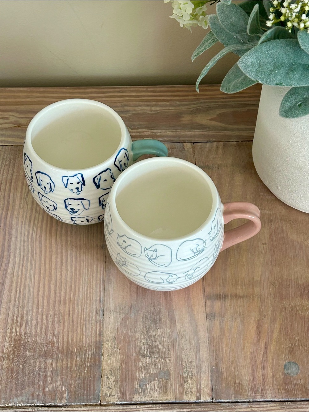 Anthropologie (Leah Goren) Dog & Cat Motif Stoneware Mug Set 🐾 🆕 - Picture 10 of 11
